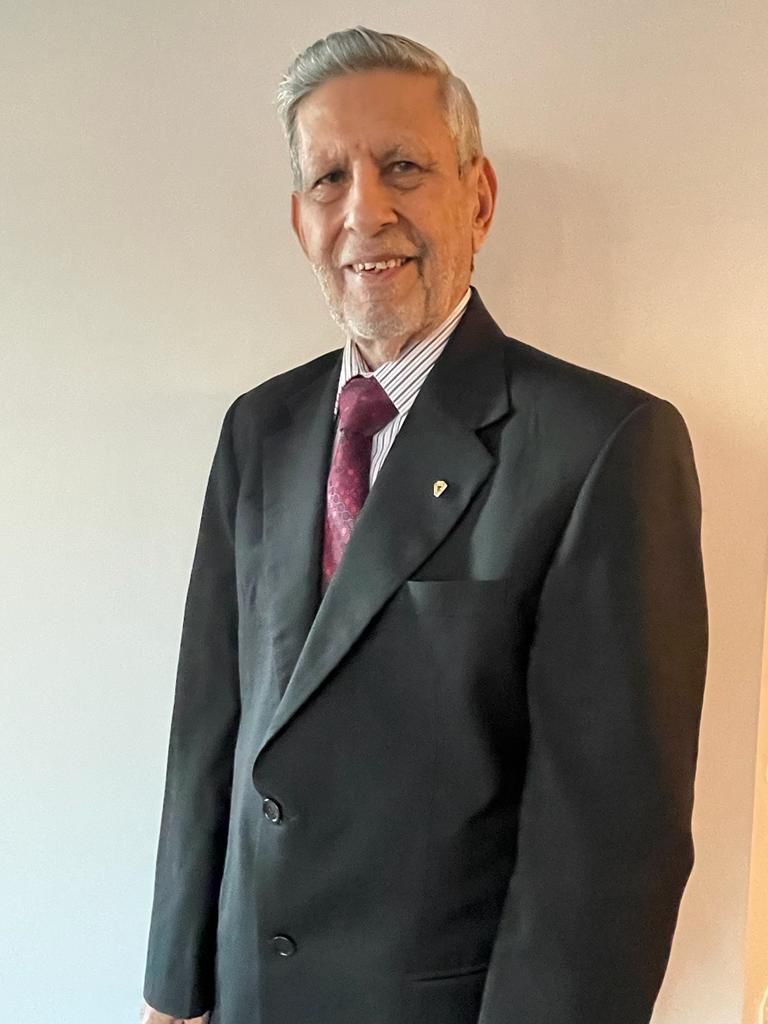 Vasant Kakhani